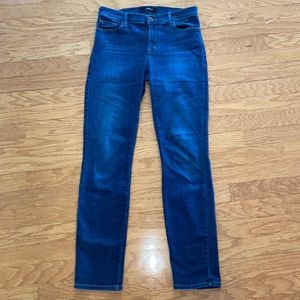 J BRAND Midrise Skinny Jean denim in Storm size 28